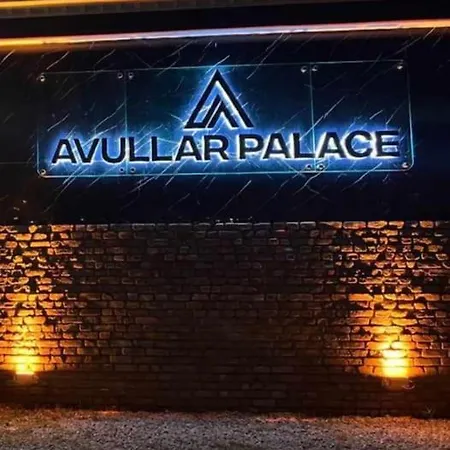 Lägenhet Avullar Palace Mit Pool In *