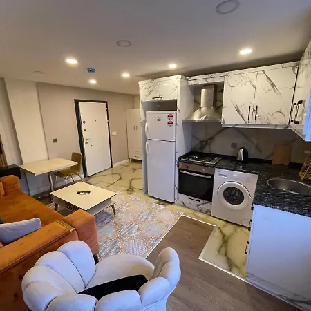 Apartment Avullar Palace Mit Pool In