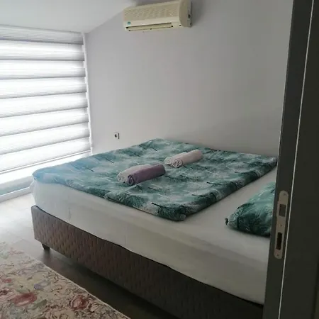 Avullar Palace Mit Pool In Apartment Antalya
